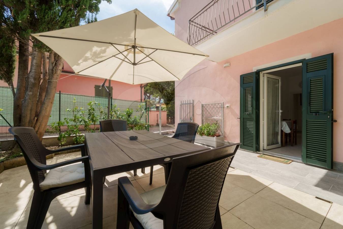 Geheel vakantieappartement, Vakantieappartement voor 4 personen met terras in Spiaggia di Procchio (Procchio), Marciana