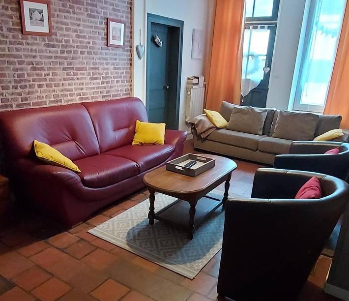 Gîte pour 8 personnes, avec jardin et vue dans Gréez-sur-Roc