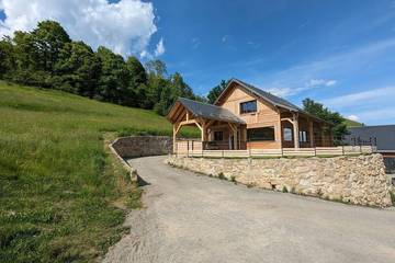 Gîte pour 8 personnes, avec jardin à Poubeau