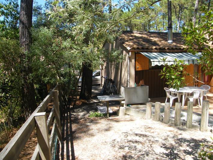 Gîte pour 4 personnes, avec terrasse et jardin dans Golf de la Méjanne - 4