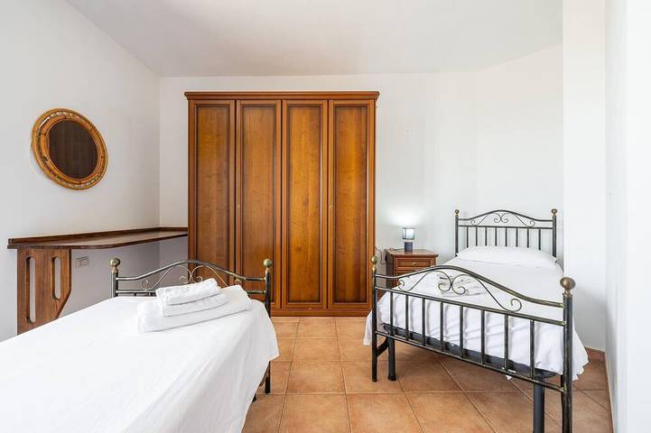 Appartement entier, 2 bedroom stunning apartment in Carloforte in Carloforte, Sulcis Iglesiente