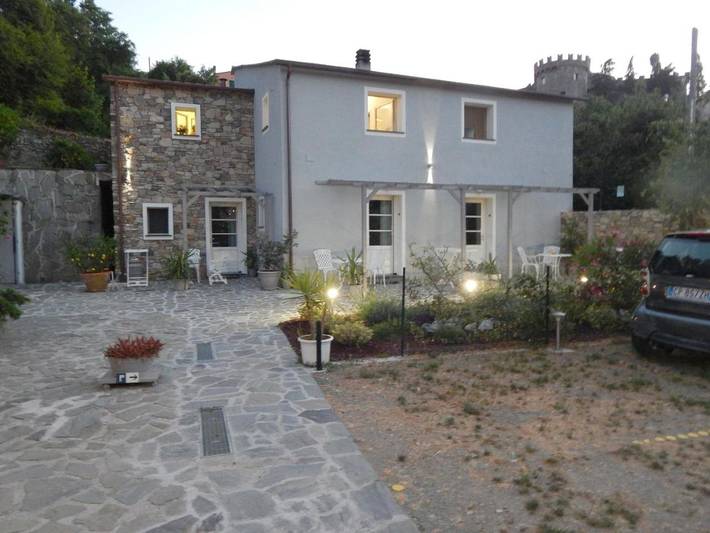 Chambre d’hôte pour 2 personnes, avec vue et jardin