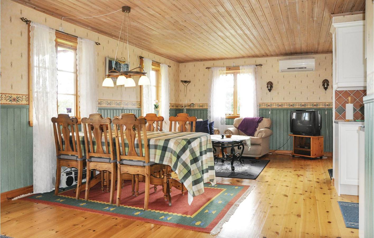 Ferienhaus für 5 Personen mit Terrasse in Värmland