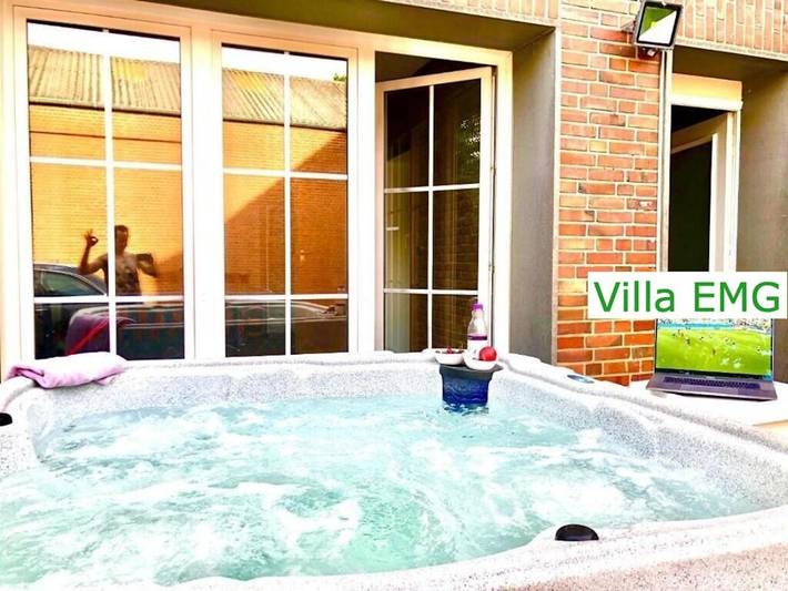 Villa mit pool für 22 Personen, mit Ausblick und Pool sowie Garten in Nordrhein-Westfalen - 2