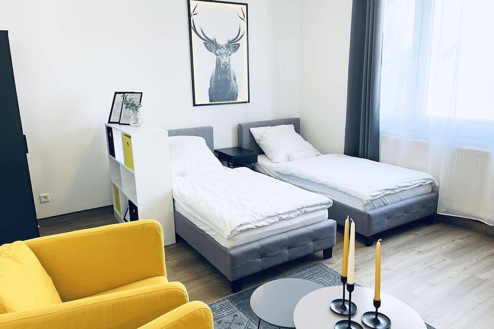 Ganze Wohnung, Black&Yellow Designer Apartment Bielefeld in Dornberg, Bielefeld