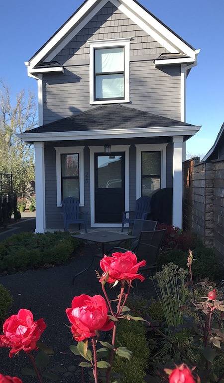 Downtown Carlton Luxus Cottage für zwei 🍷 in Carlton, Yamhill County
