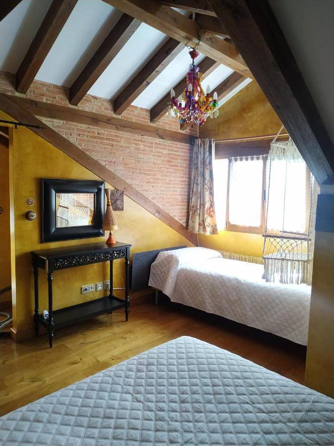 Double Room with Private Bathroom in Hinojedo, Suances
