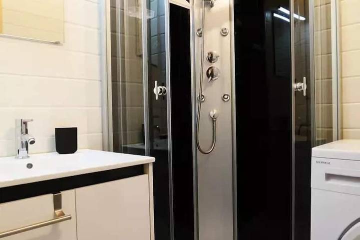 Gîte pour 7 personnes, avec Terrasse dans Station de Montchavin les Coches - 4