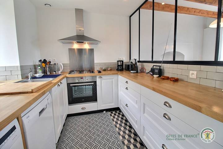 Gîte pour 4 personnes, avec terrasse et jardin à Hénanbihen - 4