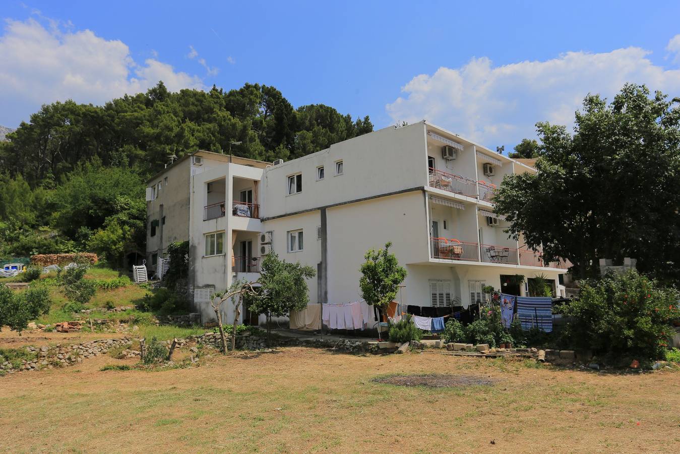 Appartement entier, Garçonniere avec le balcon et la vue sur le mer Tucepi, Makarska As-6695-e in Tučepi, Makarska riviera