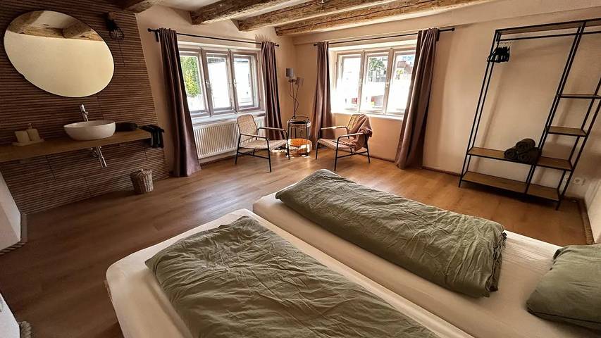 Ferienwohnung für 10 Personen, mit Garten