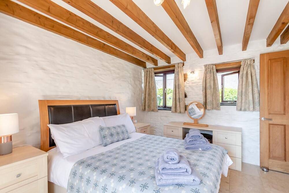 2 Bed in Haverfordwest (oc-wav419) in Haverfordwest, Pembrokeshire