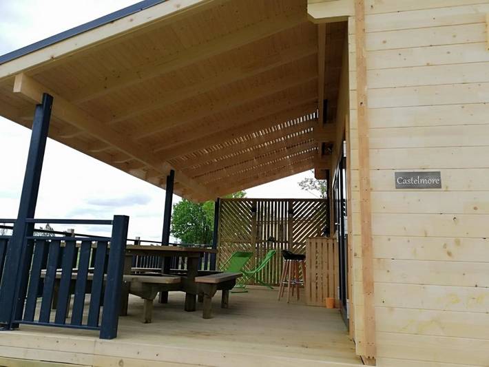 Chalet pour 6 personnes, avec jardin ainsi que vue et piscine dans le Gers - 2