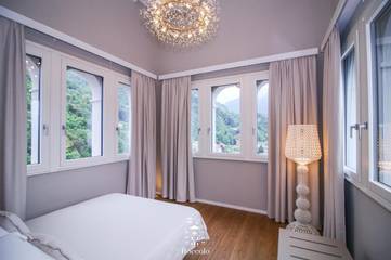 Gîte pour 2 personnes, avec vue ainsi que piscine et jardin à Varallo