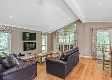 Chalet for 6 People in Alton Towers, West Midlands, Photo 1