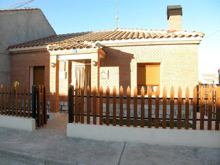 Casa de vacaciones para 4 personas, con jardín en Tierra de Pinares (Cuéllar) - 3