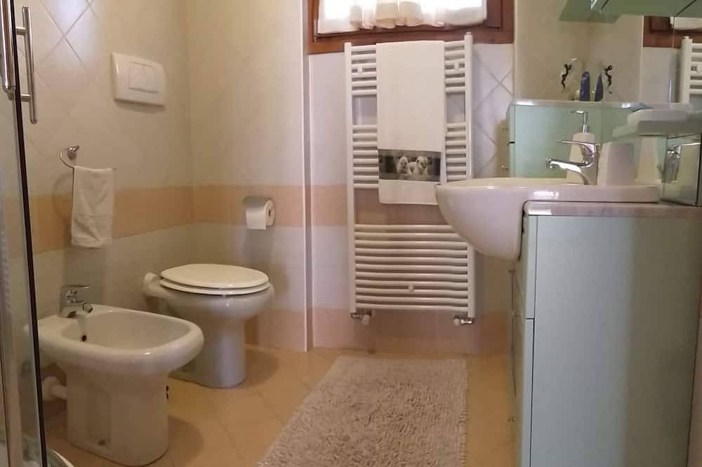 Lucias Haus in den Bergen in Cerete, Prealpi Bergamasche Orientali