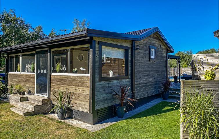 Ferienhaus für 12 Personen, mit Terrasse und Garten in Mellbystrand - 4