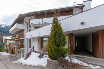 Gîte pour 4 personnes, avec terrasse et vue à San Martino di Castrozza