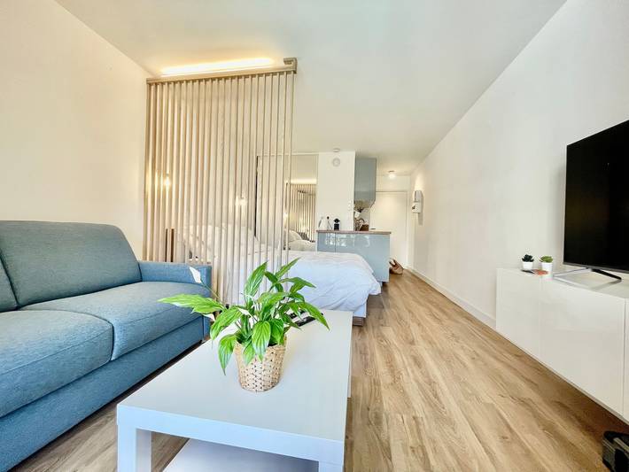 Gîte pour 2 personnes, avec balcon et piscine à Beausoleil - 2