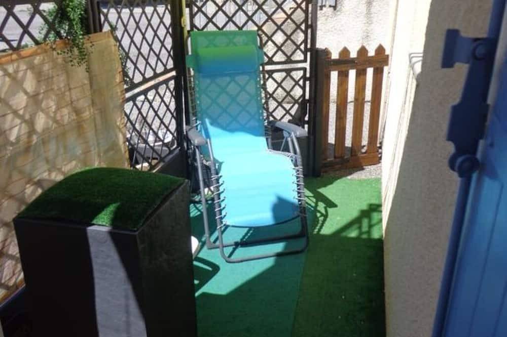 Ganze Wohnung, Anasa - Charming bright T2, terrace and comfort for 2 to 3 people in Digne-les-Bains, Alpes-de-Haute-Provence