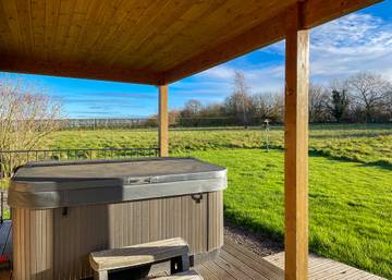 Holiday Home for 6 People in Suffolk, East of England, Photo 1