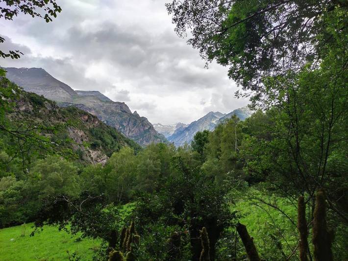 Casa rural para 5 personas, con piscina además de vistas y jardín en Alto Gállego - 2