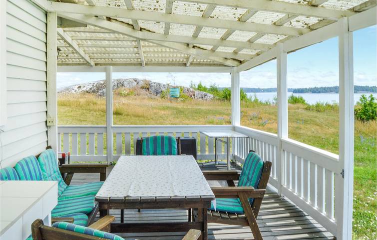 Ferienhaus für 6 Personen, mit Terrasse und Seeblick sowie Garten in Södermanland - 3