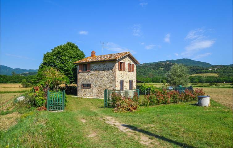 Apartamento de lujo de 70 m2 con aparcamiento, piscina, jardín, cocina y aseo in Umbertide, Valtiberina