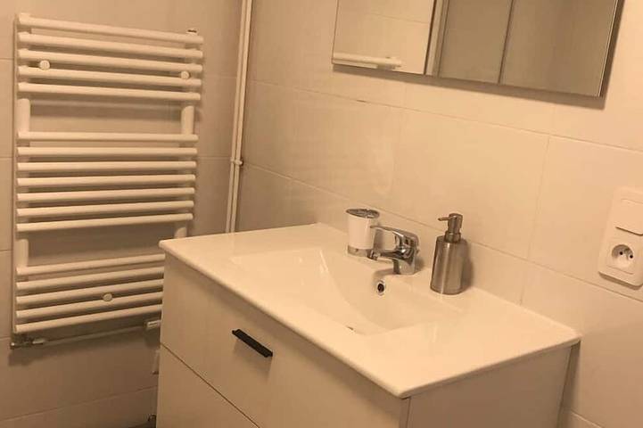 Appartement entier, Joli appartement proche gare Massy Tgv Orly Saclay in Massy, Essonne