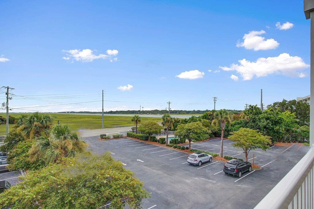 Ganze Wohnung, 10% Rabatt für den Rest von 2019! Haustierfreundlich, Minuten von allem! in Folly Beach, Charleston County