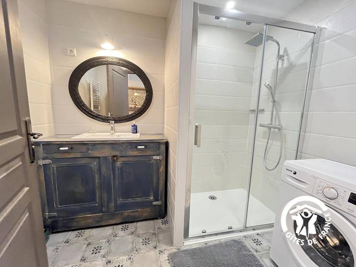 Gîte pour 6 personnes, avec jardin et piscine à OMS (homonymie) - 4