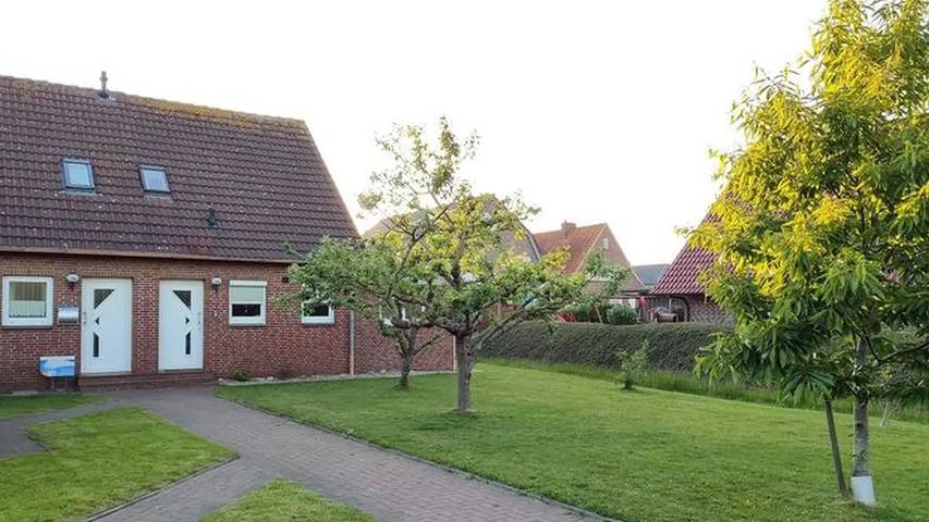 Ferienhaus für 4 Personen, mit Garten in Wittmund - 2
