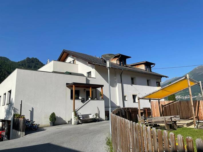 Ferienwohnung für 5 Personen, mit Balkon und Terrasse sowie Whirlpool und Ausblick in Kauns