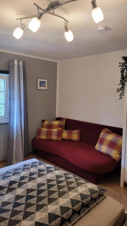 Gîte pour 5 personnes, avec jardin, adapté aux familles à Bergneustadt - 2