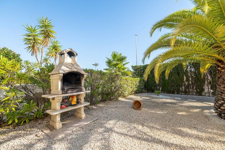 Villa mit privatem Pool, Garten, Klimaanlage und Wlan in Rojales, Costa Blanca