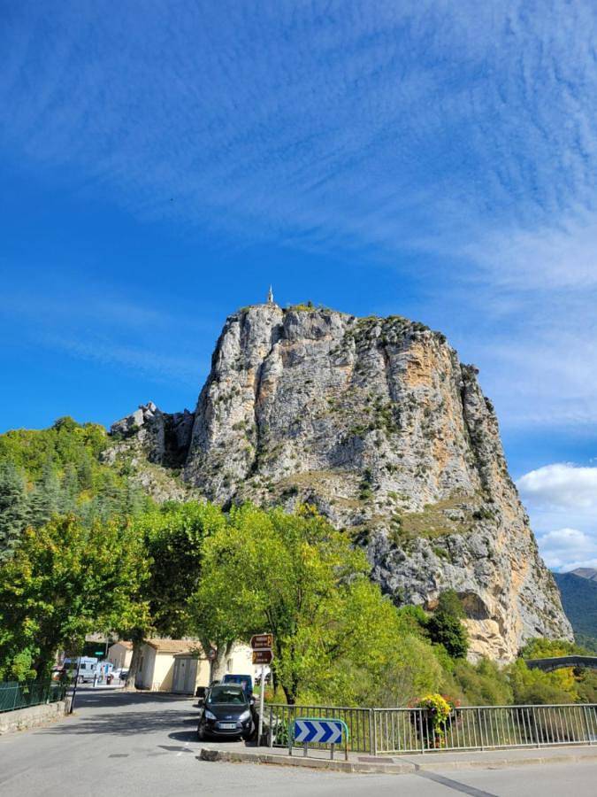 Chambre d’hôte pour 3 personnes, avec jardin, animaux acceptés à Castellane - 2