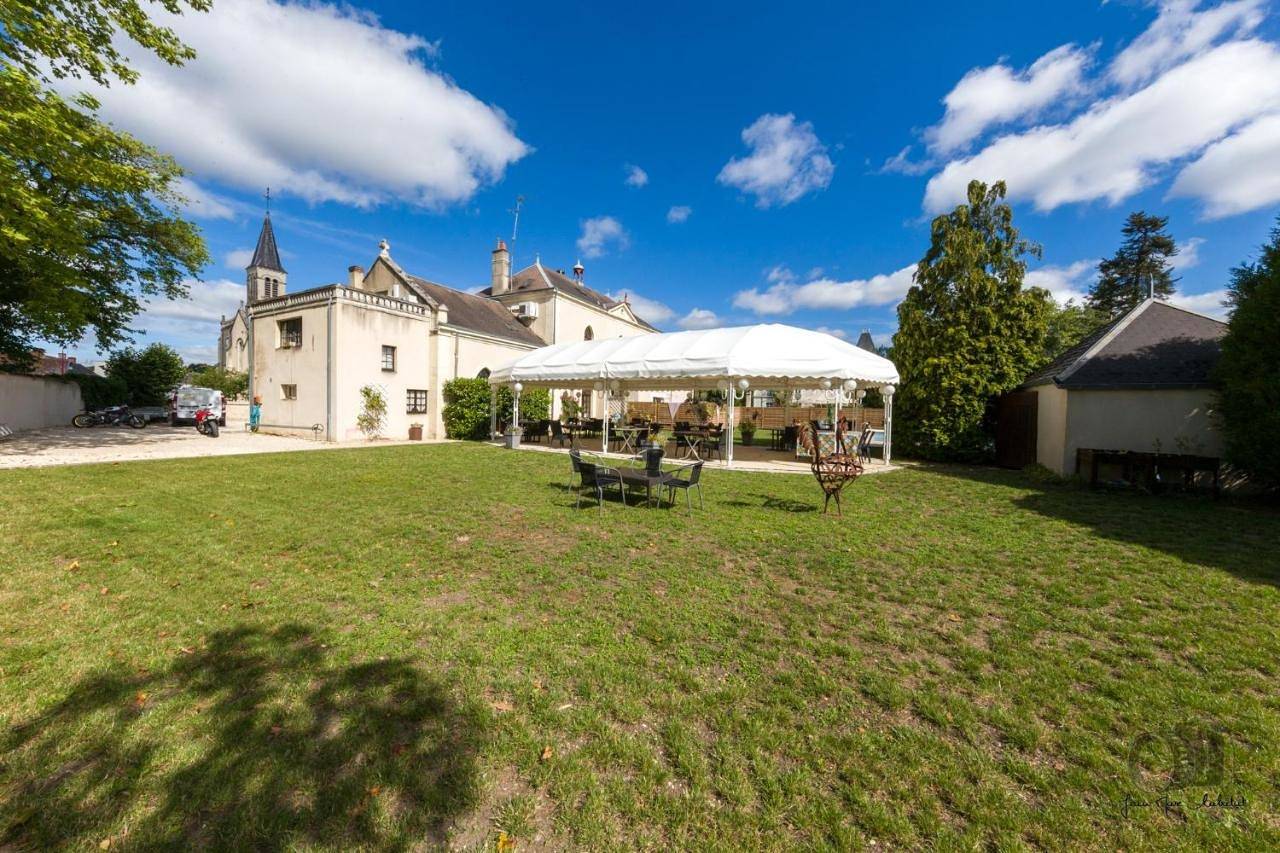 "Maison D'hôtes du Prieuré" in Vignoux-sur-Barangeon, Région de Vierzon