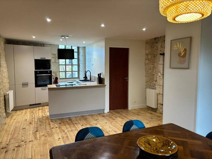 Gîte pour 6 personnes, avec terrasse et vue à Aubeterre-sur-Dronne - 3