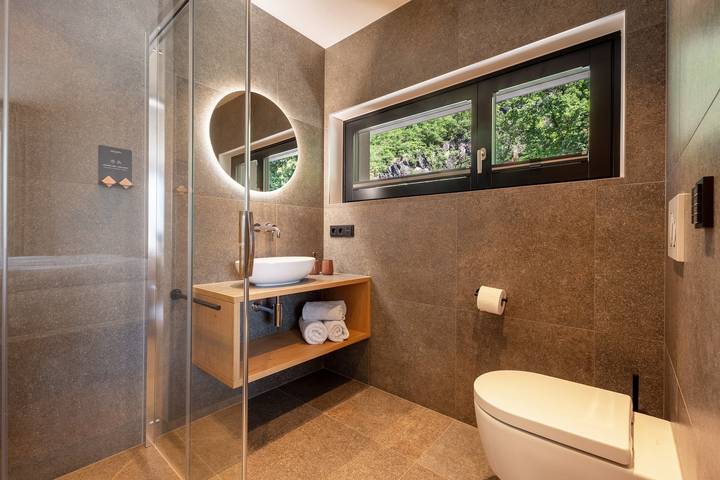 Monolocale intero, Nuova sistemazione "Videre Lodge Camera Doppia" con vista montagna, Wi-Fi e terrazza in Gargazzone, Alpi Sarentine