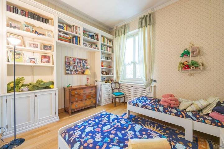 Villa pour 12 personnes, avec terrasse ainsi que vue et sauna à Milan - 2