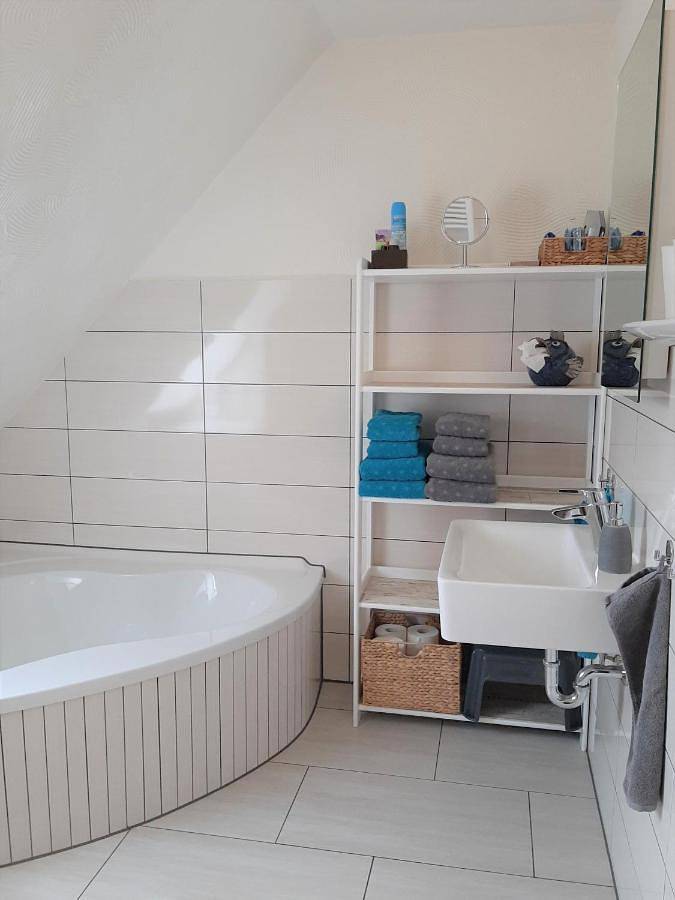 Ganze Wohnung, One-Bedroom Apartment in Sassenburg, Landkreis Gifhorn