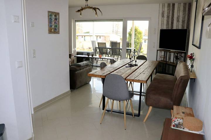 Ferienhaus für 4 Personen, mit Balkon und Terrasse sowie Garten und Seeblick in Warin - 4