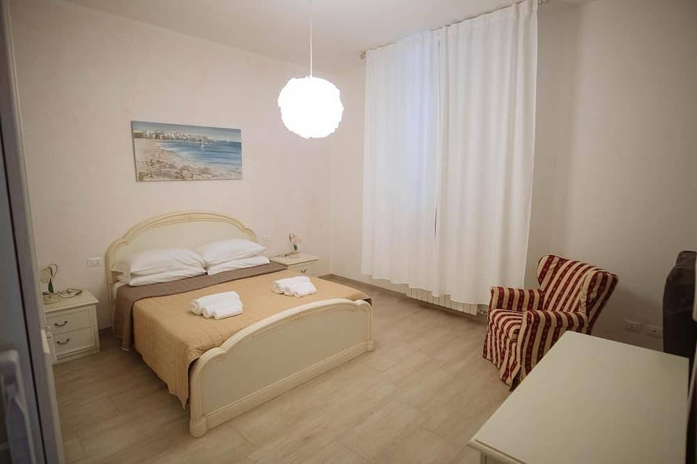 Entire apartment, Apartment At the gates of the Borgo in Castell'Arquato, Piacenza Province