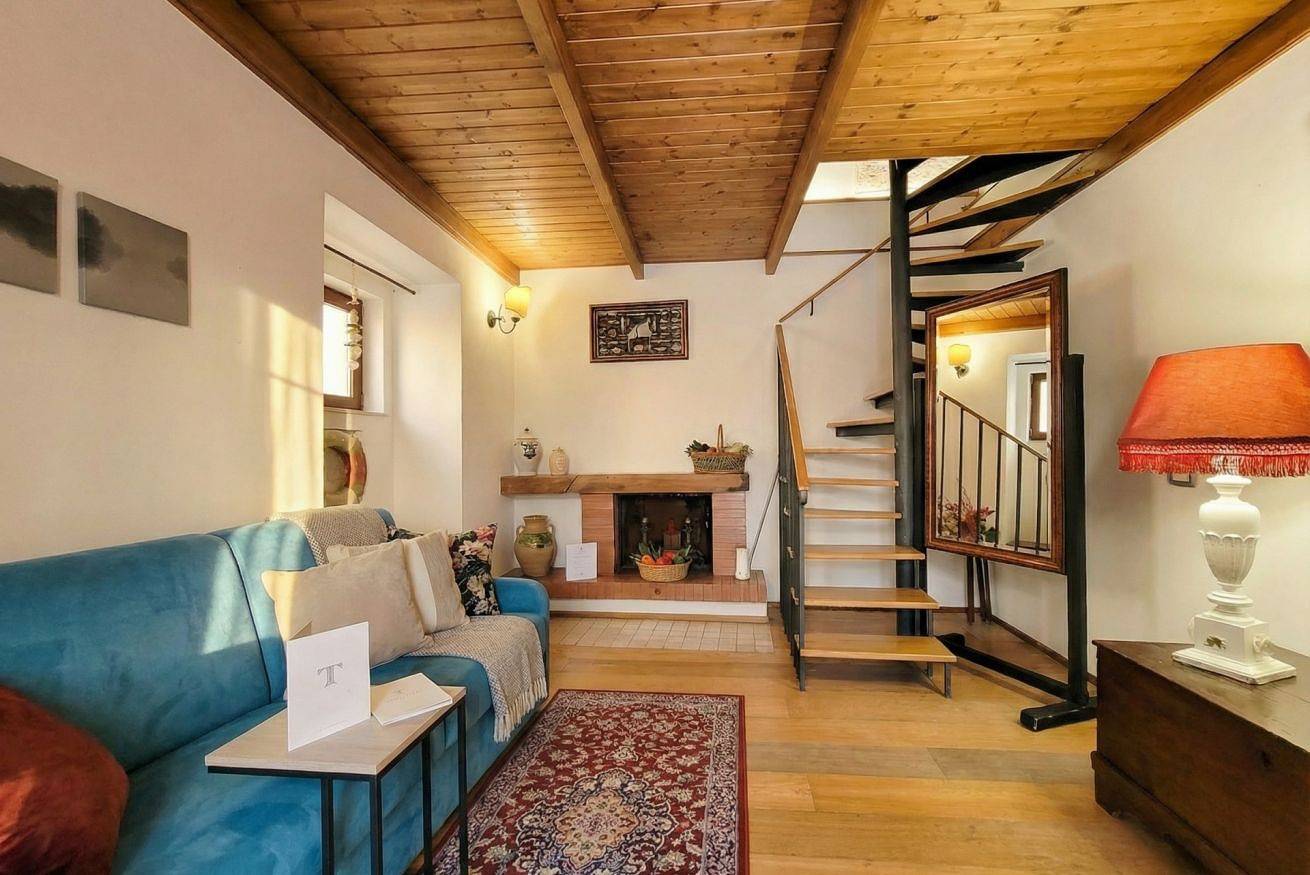 Appartamento intero, Tatiana – Historic Home w/ Private Rooftop Terrace in Bari, Provincia di Bari