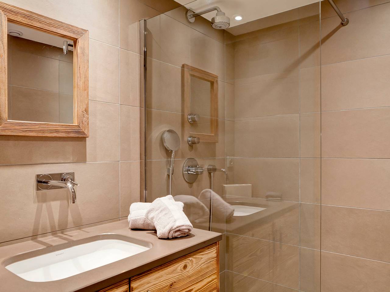 Chalet rénové au cœur du village, proche des pistes, 9 pers, Wifi inclus in Courchevel 1300 (Le Praz), Saint-Bon-Tarentaise