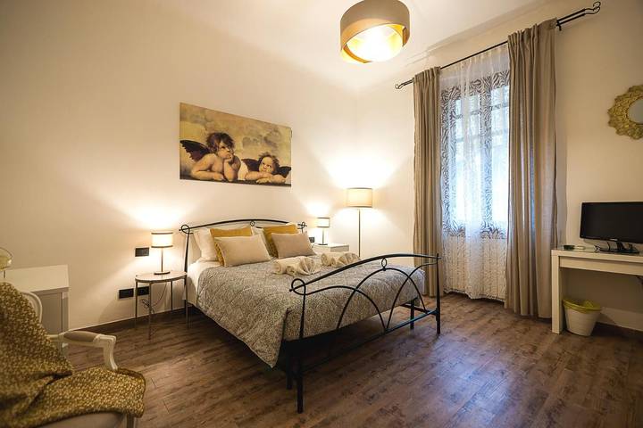Ferieleilighet for 6 personer, med balkong, dyr tillatt i Firenze