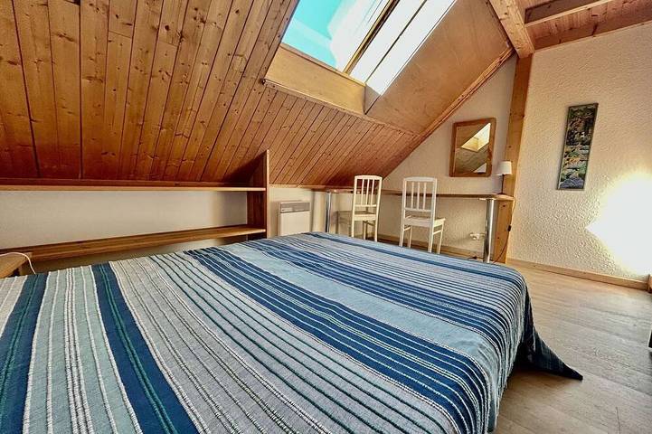 Gîte pour 7 personnes, avec balcon dans Les Grands Bains Du Monetier - 4