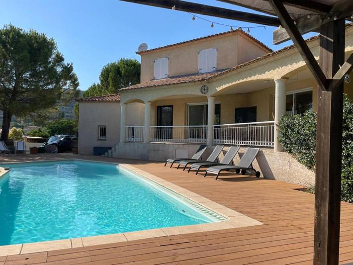 Location de vacances pour 10 personnes, avec jardin et piscine à Vailhauquès - 4