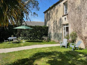 Gîte pour 5 personnes, avec jardin à Taupont